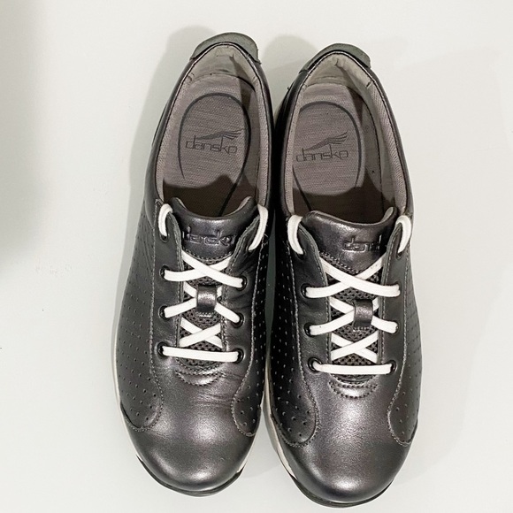 DANSKO Women’s Hillary Leather Sneaker Silver Pewter Comfort Shoe Size 40 - Picture 4 of 14